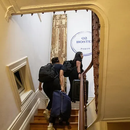 O2 Hostel *